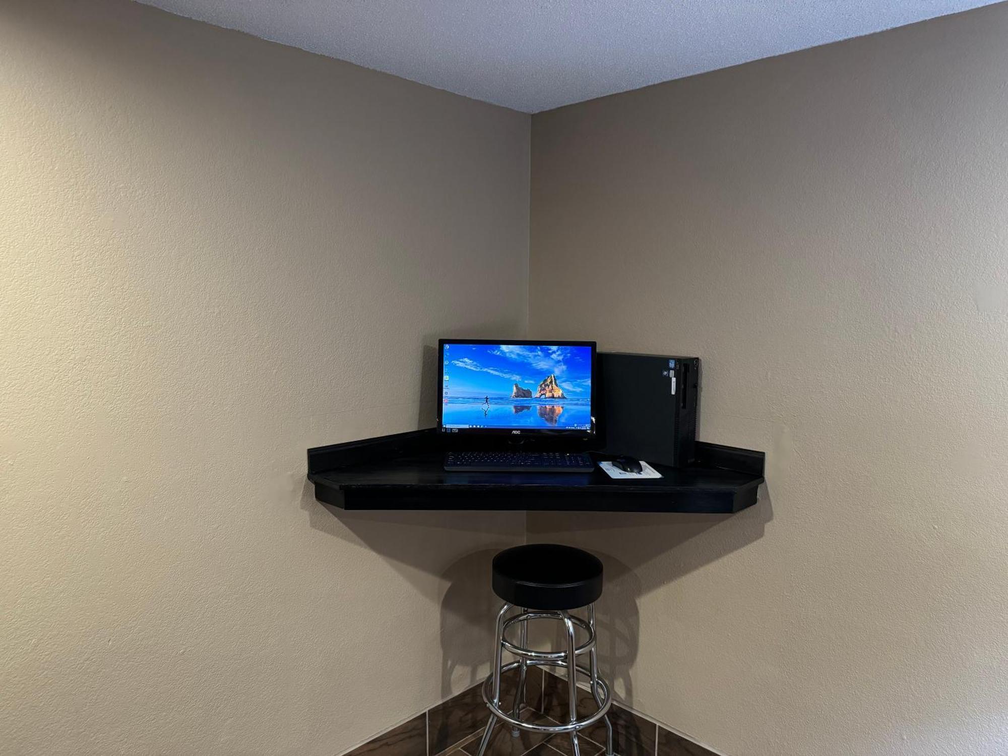 Hotel Super 8 By Wyndham Winfield-Quail Ridge Area Extérieur photo